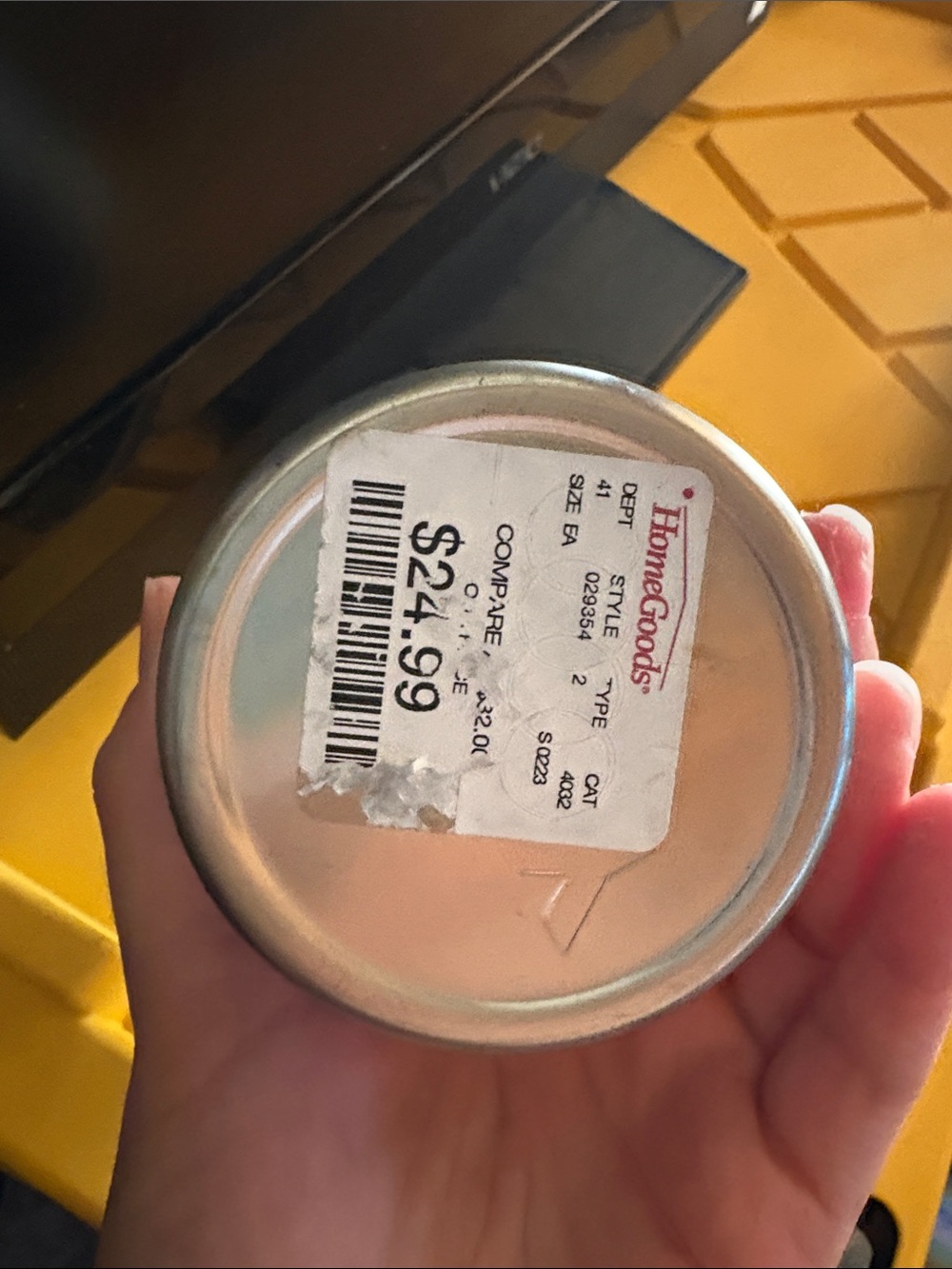 Yeti Clear Plastic Lid with Transparent Finish - Picture 3 of 4